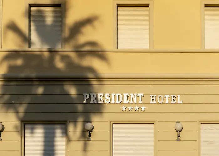 Hotel President